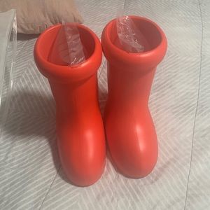 Red boots Astro boot size 38-39